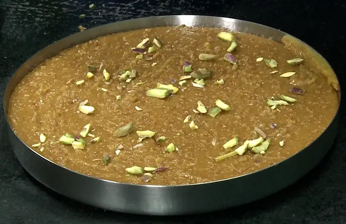 Mohanthal Recipe In Hindi : मोहनथाल रेसिपी दिवाली के लिये Best मिठाई है